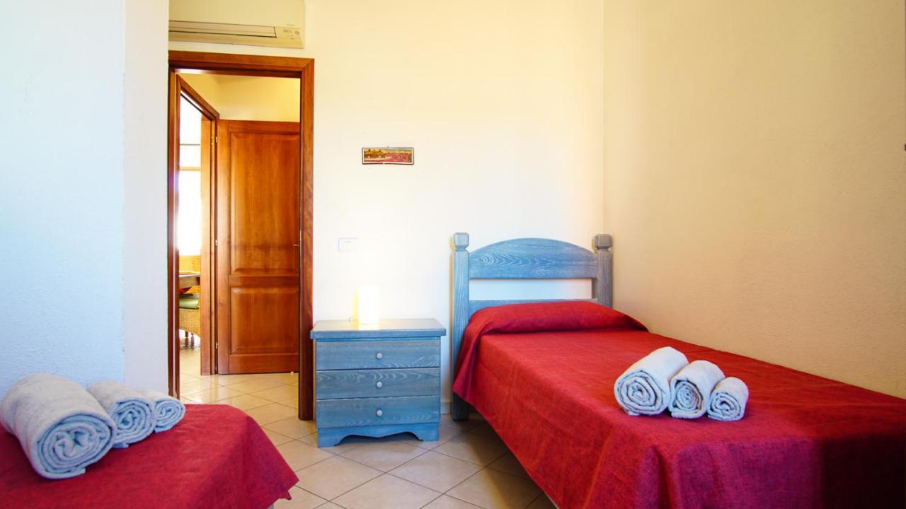 Carlo Felice Apartment Santa Teresa Gallura Bagian luar foto
