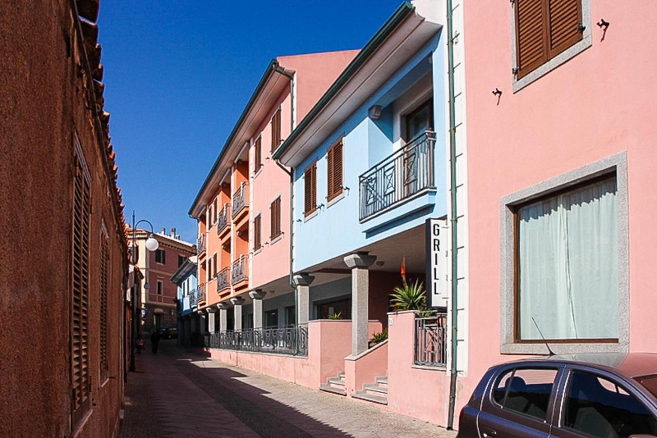 Carlo Felice Apartment Santa Teresa Gallura Bagian luar foto