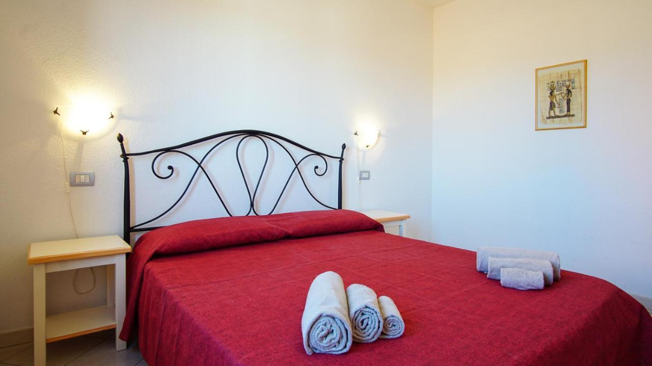 Carlo Felice Apartment Santa Teresa Gallura Bagian luar foto